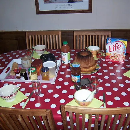 Bed & Breakfast La Maison De Marie-claire Doncourt-sur-Meuse